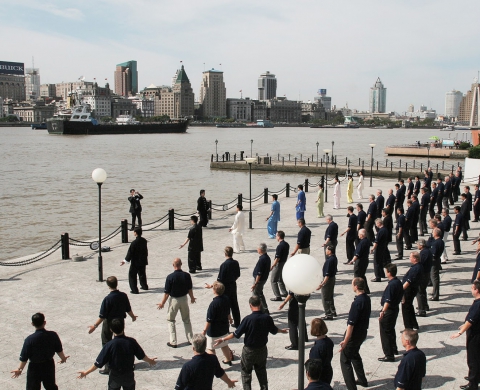 TAI CHI ON THE SHORES OF THE HUANGPU